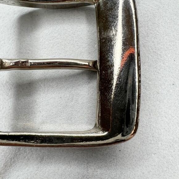 Small Silver Tone Simple Basic Belt Buckle - Picture 9 of 9
